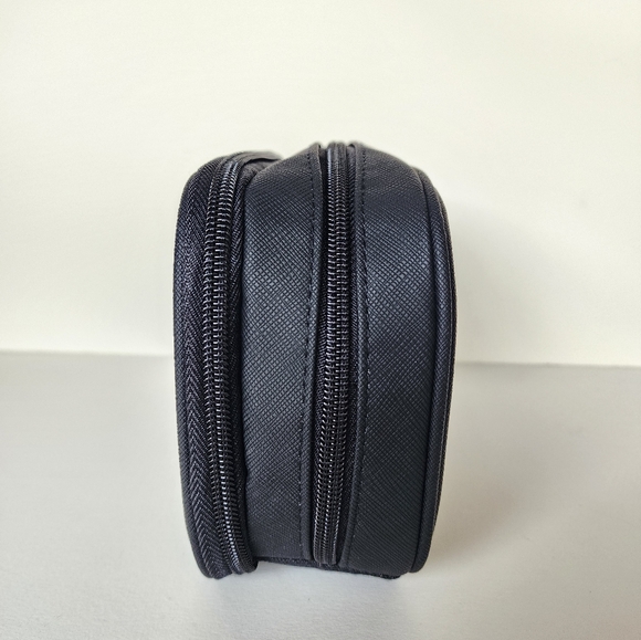 Christian Dior Parfums Make-Up Organizer - Picture 3 of 17